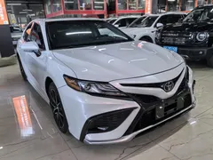 2022 Toyota Camry 2.0S Knight, белый — фото 3