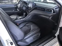 2022 Toyota Camry 2.0S Knight, белый — фото 10