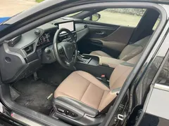 2022 Lexus ES 200 Excellence, чёрный — фото 4