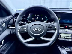 2023 Hyundai Elantra 1.5L CVT LUX Premium — фото 7