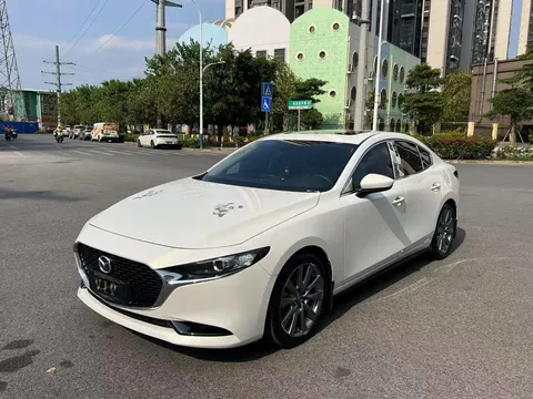 2022 Mazda Mazda3 2.0L AT