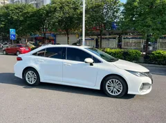 2022 Toyota Yazhoushi 2.0L Elite, белый — фото 3