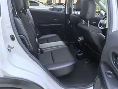 2022 Honda Vezel 1.5L CVT Pioneer, белый — фото 9