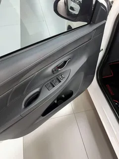 2022 Toyota Vios 1.5L CVT 20th Anniversary, белый — фото 10