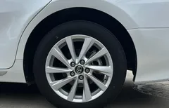 2023 Toyota Camry 2.0G Luxury, белый — фото 5