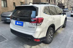 2022 Subaru Forester 2.0i AWD Luxury EyeSight, белый — фото 9