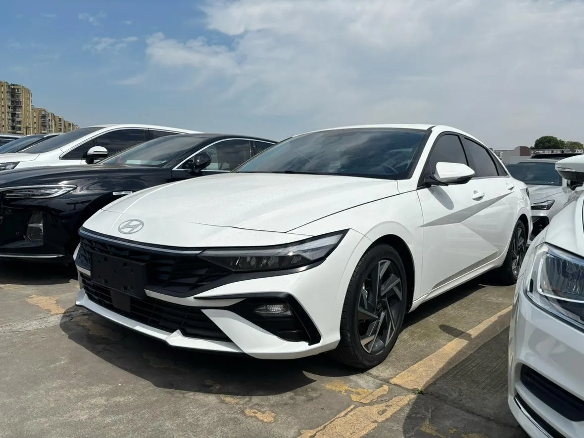 2023 Hyundai Elantra 1.5L CVT GLX Elite