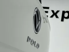 2021 Volkswagen Polo Plus 1.5L AT Panoramic, белый — фото 18