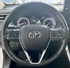 2022 Toyota Venza 2.0L CVT 2WD Luxury, белый — фото 6