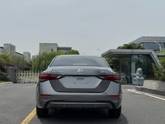 2021 Nissan Sylphy 1.6L XE CVT — фото 7