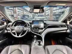 2021 Toyota Camry 2.5S Fashion, чёрный — фото 13