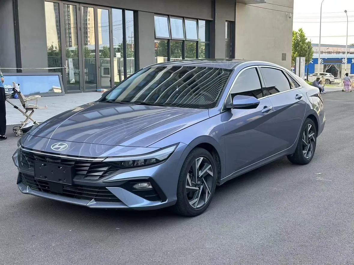 2023 Hyundai Elantra 1.5L CVT GLX Elite