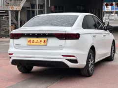 2022 Geely Emgrand 4th Gen 1.5L CVT Premium, белый — фото 6