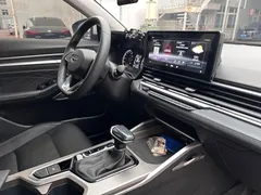 2022 Geely Emgrand 4th Gen 1.5L CVT Premium, белый — фото 9