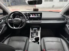 2022 Geely Emgrand 4th Gen 1.5L CVT Premium, белый — фото 13
