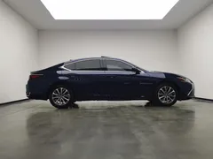 2022 Lexus ES 200 Excellence, синий — фото 8