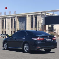 2023 Toyota Camry 2.0G Luxury, чёрный — фото 4