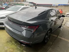 2021 Hyundai Elantra 1.5L CVT TOP Flagship — фото 13