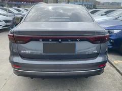 2022 Geely Emgrand 4th Gen 1.5L CVT Flagship — фото 8