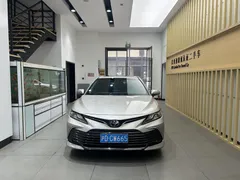 2021 Toyota Camry 2.0G Luxury — фото 2