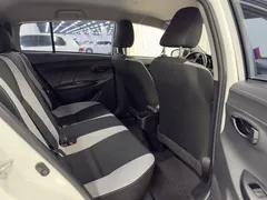 2022 Toyota Yaris L Zhixuan X 1.5L CVT Luxury Plus, белый — фото 10