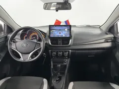 2022 Toyota Yaris L Zhixuan X 1.5L CVT Luxury Plus, белый — фото 12