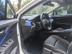 2023 Toyota C-HR 2.0L Comfort, белый — фото 9