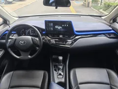 2023 Toyota C-HR 2.0L Comfort, белый — фото 11