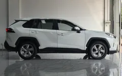 2022 Toyota RAV4 2.0L CVT 2WD Fashion, белый — фото 7