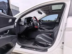 2023 Hyundai Elantra 1.5L CVT GLX Elite, белый — фото 8