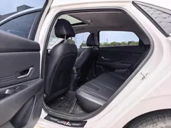 2023 Hyundai Elantra 1.5L CVT GLX Elite, белый — фото 9