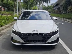 2023 Hyundai Elantra 1.5L CVT LUX Premium, белый — фото 2