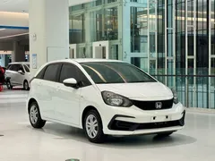 2021 Honda Fit 1.5L CVT, белый — фото 3