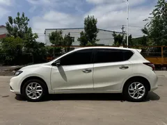 2023 Nissan Tiida 1.6L CVT, белый — фото 7