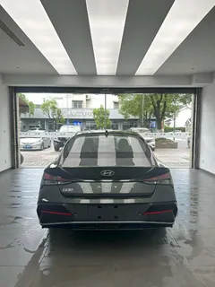2023 Hyundai Elantra 1.5L CVT GLX Elite — фото 8