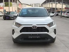 2023 Toyota RAV4 2.0L CVT 2WD, белый — фото 2