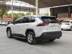 2023 Toyota RAV4 2.0L CVT 2WD, белый — фото 4