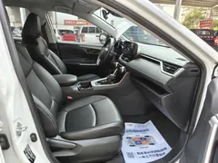2023 Toyota RAV4 2.0L CVT 2WD, белый — фото 9