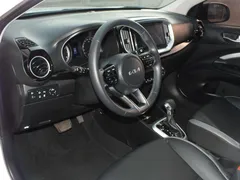 2021 Kia Yipao 1.4L CVT Sunroof, белый — фото 12