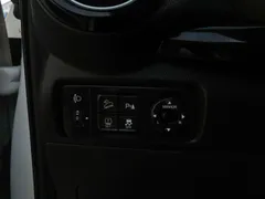 2021 Kia Yipao 1.4L CVT Sunroof, белый — фото 14
