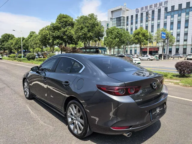 2021 Mazda Mazda3 2.0L AT