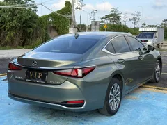 2021 Lexus ES 200 Excellence, зелёный — фото 7