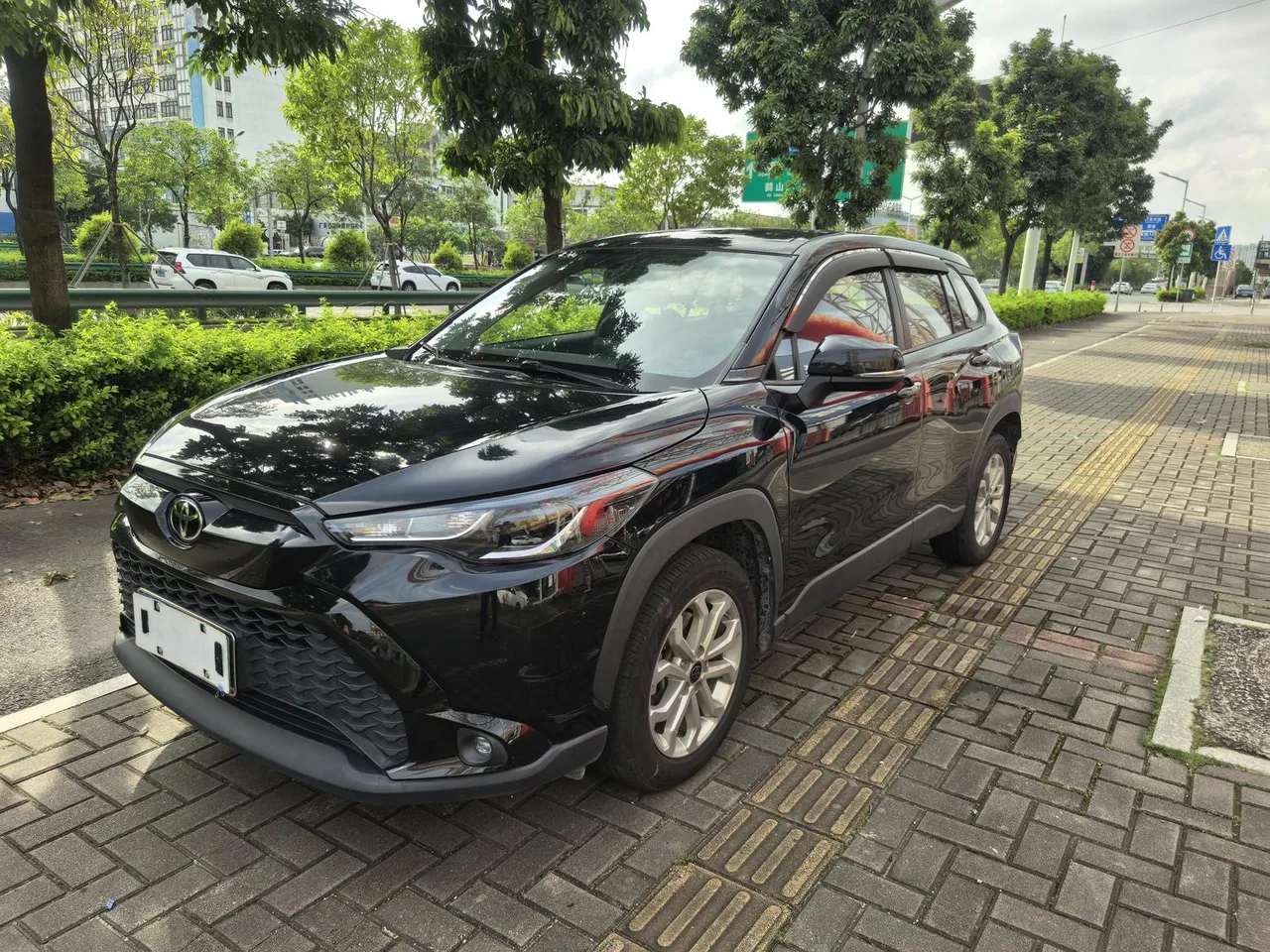 2022 Toyota Frontlander 2.0L CVT Elite
