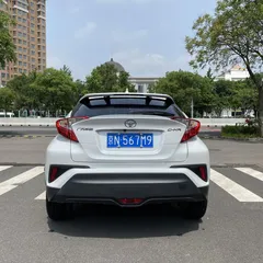 2022 Toyota C-HR 2.0L Comfort, белый — фото 5
