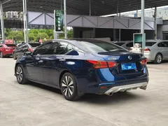 2021 Nissan Teana 2.0L XL Comfort, синий — фото 4