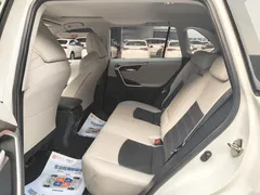 2021 Toyota Wildlander 2.0L 4WD Luxury, белый — фото 8