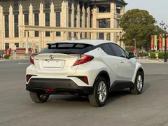 2021 Toyota C-HR 2.0L Comfort, белый — фото 7