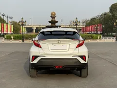 2021 Toyota C-HR 2.0L Comfort, белый — фото 8