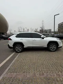 2023 Toyota Wildlander 2.0L 2WD, белый — фото 4