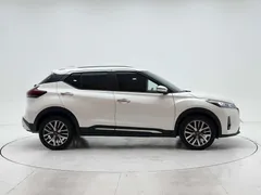 2023 Nissan Kicks 1.5L Luxury, белый — фото 9